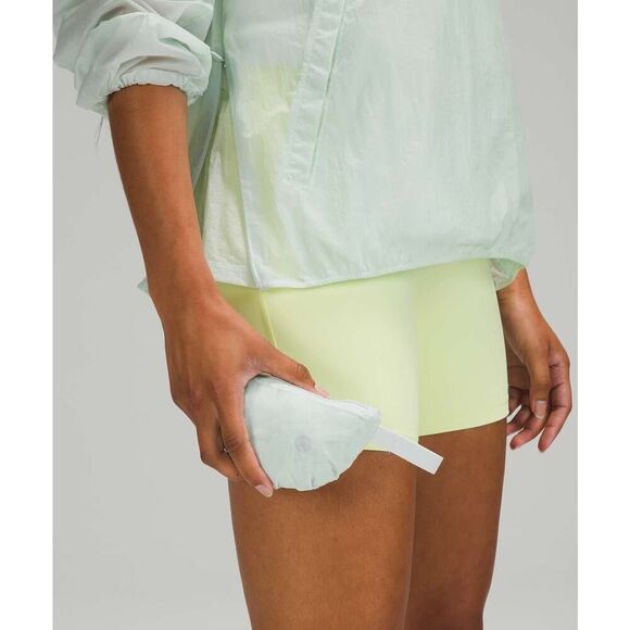 Lululemon Step Out High Rise Short 3" in Ocean Air - Size: 6 - Picture 9 of 12